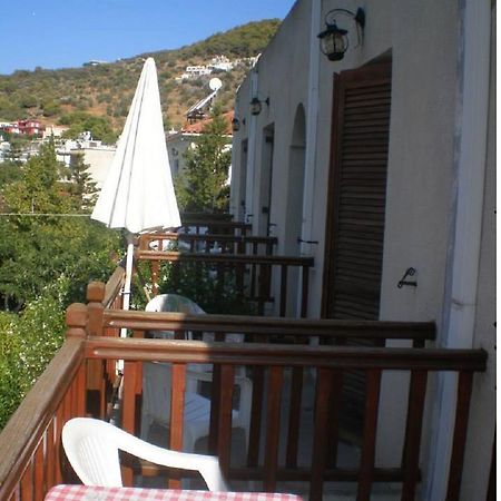 Ilios Apartments Poros Town Exteriör bild